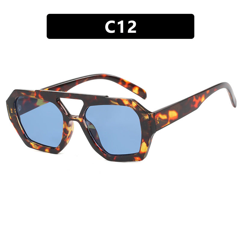 Damen oversized Sonnenbrille im markanten, achtkantigen Design Brehn