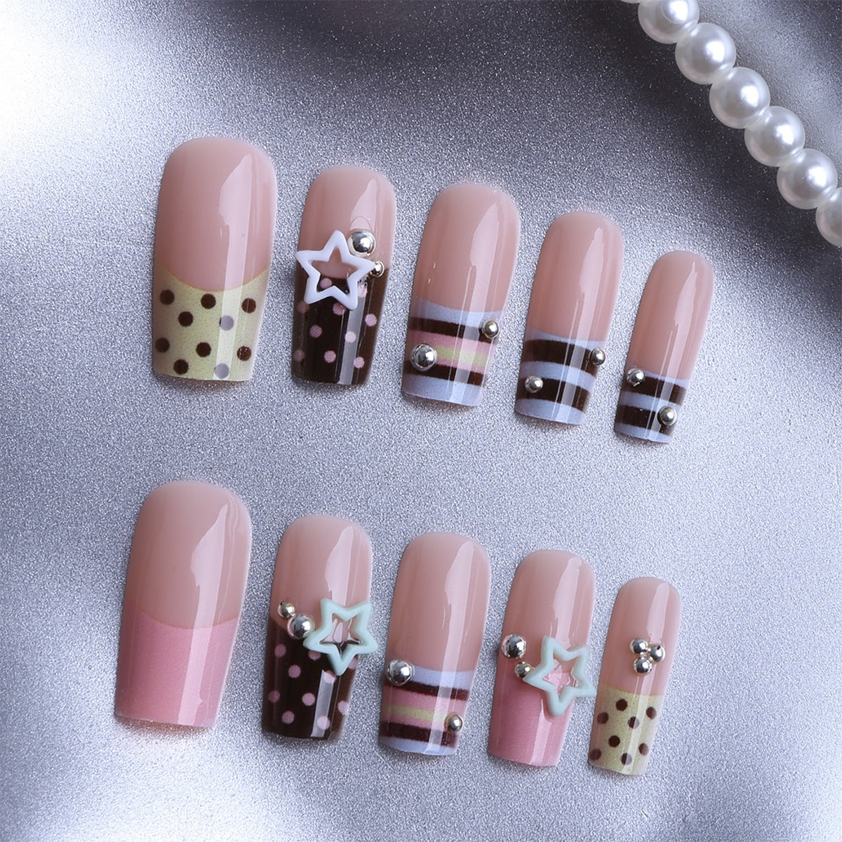 Künstliche Nagelkunst Brehn