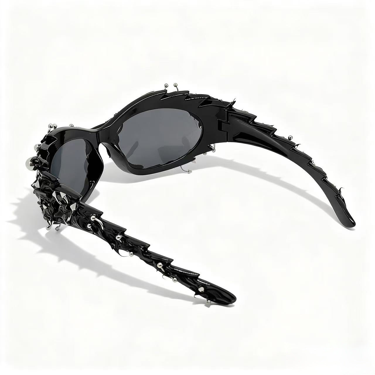 Damen extravagante Designer-Sonnenbrille mit auffälligem Schmuckrahmen Brehn