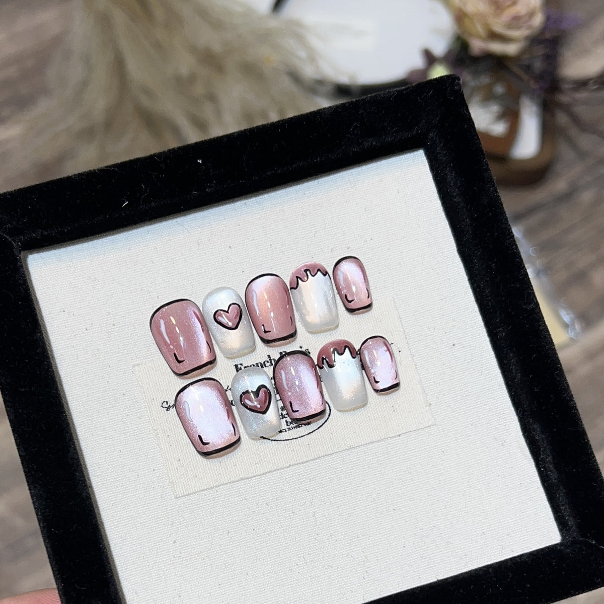 Romantisches Press-On Nagelset Brehn