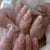 Glamouröse Nagelkunst mit feinen Goldakzenten Brehn