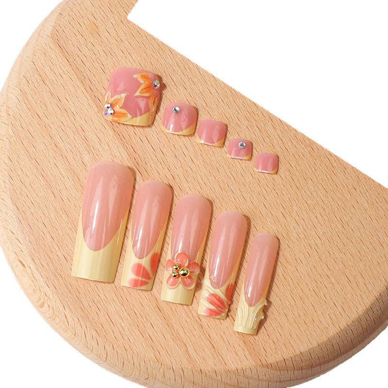 Französisch inspiriertes Blumen Press-On Nagelset Brehn