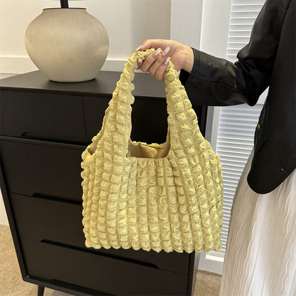 Texturierte Strick-Hobo-Tasche