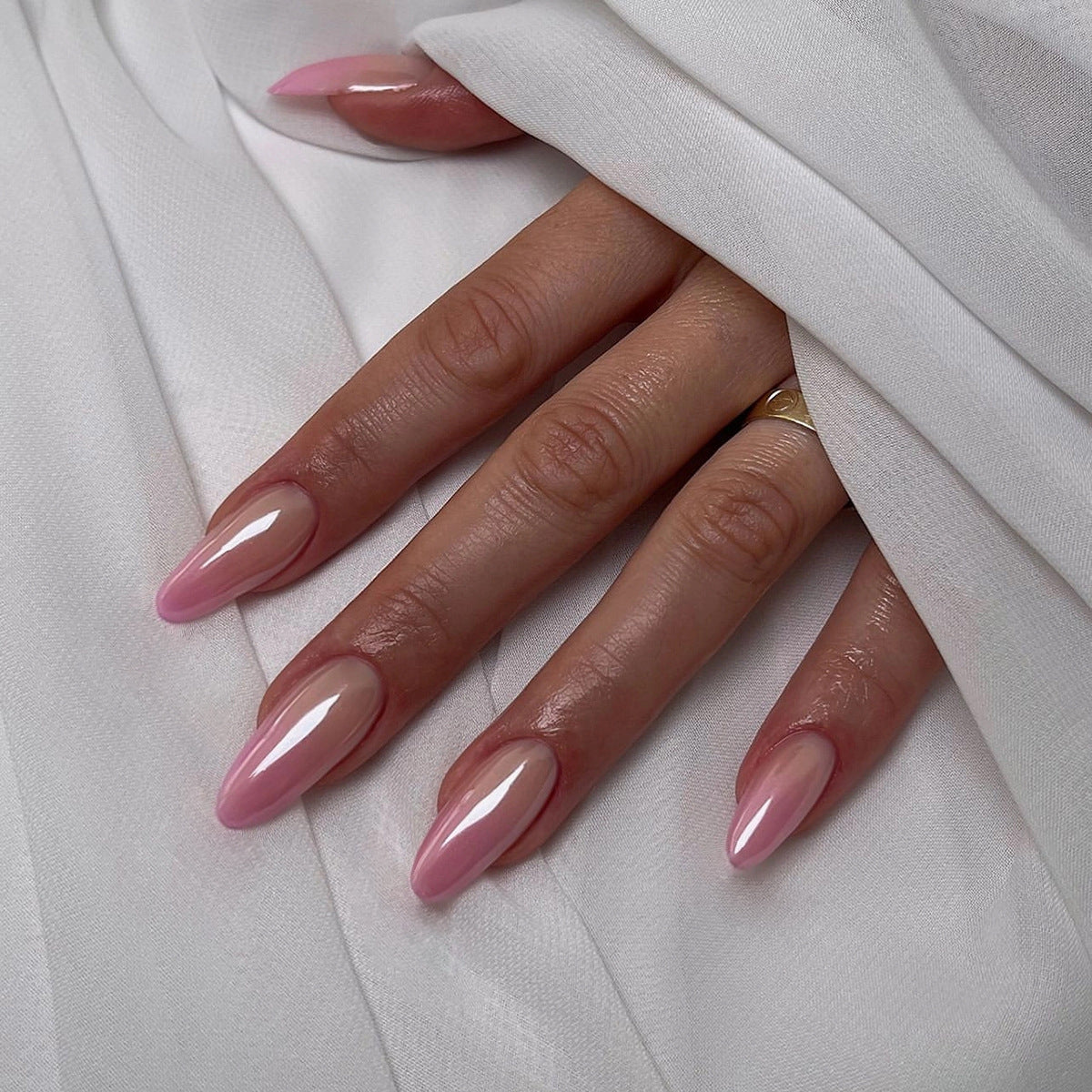 Elegante und trendige Nagelkunst-Set Brehn