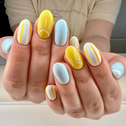 Sommer-inspirierte künstlerische Press-On-Nägel Set