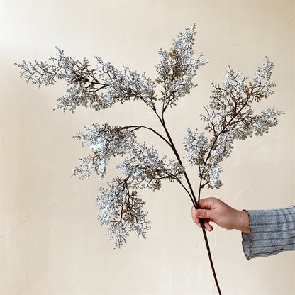 Dekorative Blumenanordnung für die Wohnkultur