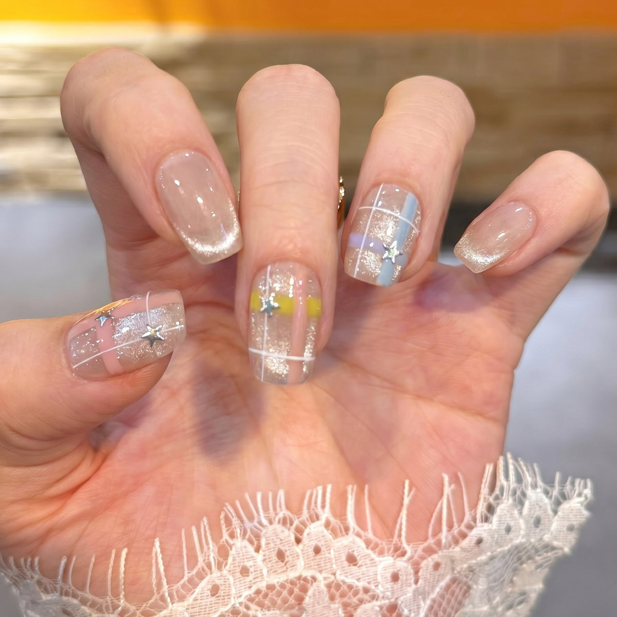 Dekorative Sternmuster Press-On Nails Brehn