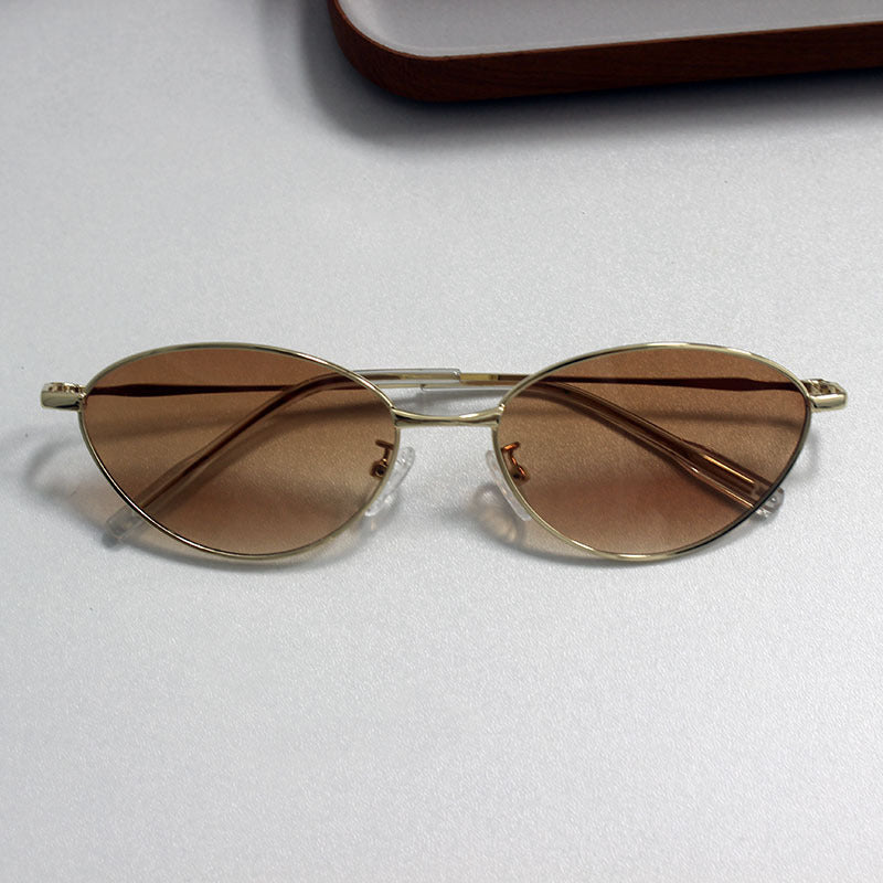 Modische Rechteckige Brille mit Feinem Metallrahmen Brehn