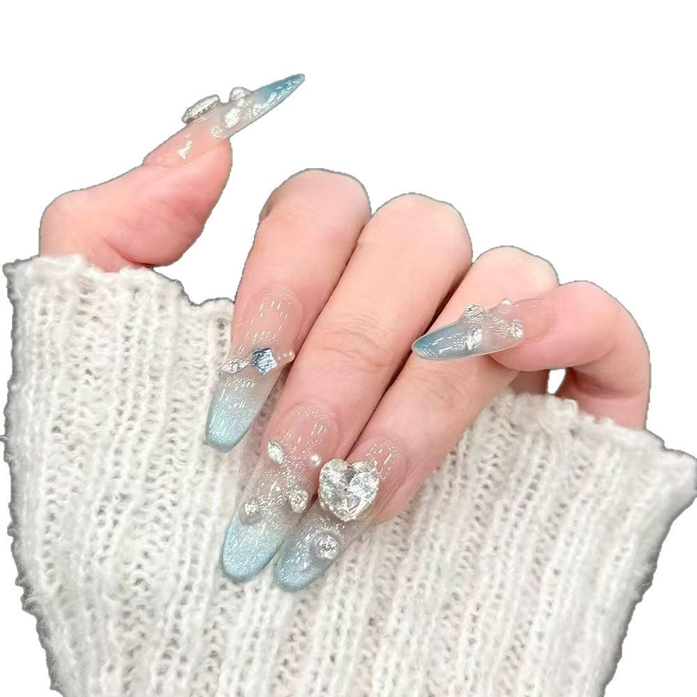 Glamouröse Nagelspitzen Brehn