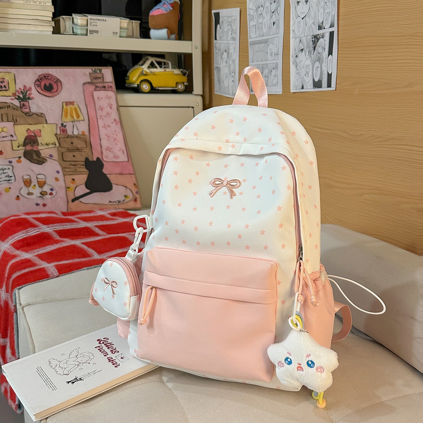 Rucksack mit Verspieltem Design und Kreativen Aufbewahrungslösungen Brehn