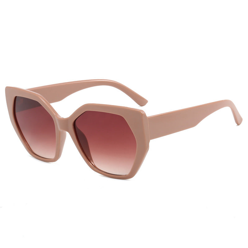 Damen oversized Sonnenbrille mit robustem, facettiertem Rahmen Brehn