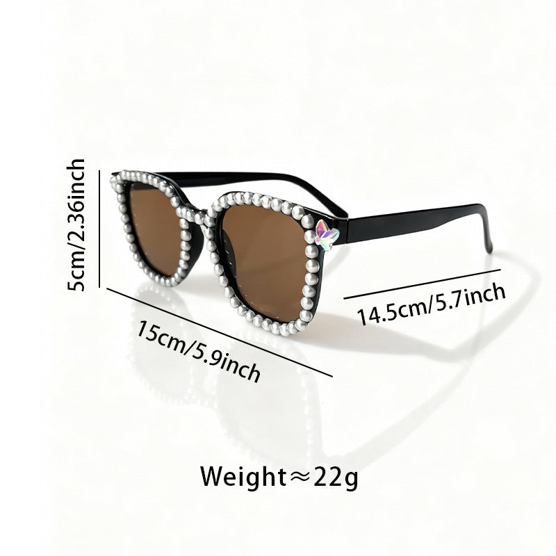 Luxuriöse mit Perlen verzierte Katzenaugen-Sonnenbrille Brehn