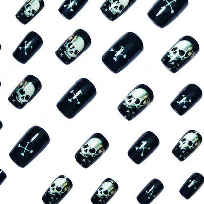 Gothic Skull Nagelkunst Brehn