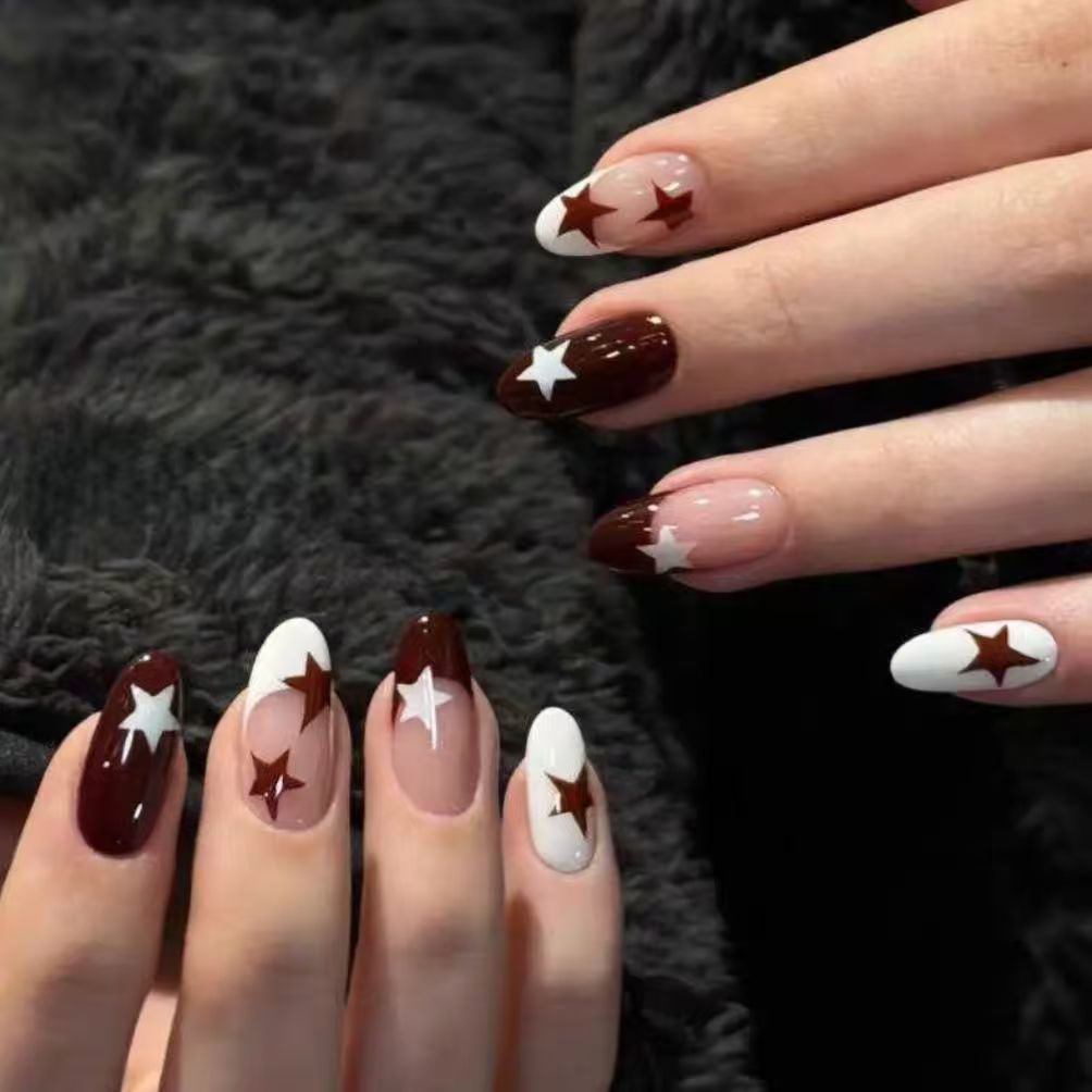 Künstlerisches Sternen Design Press-On Nagel Set