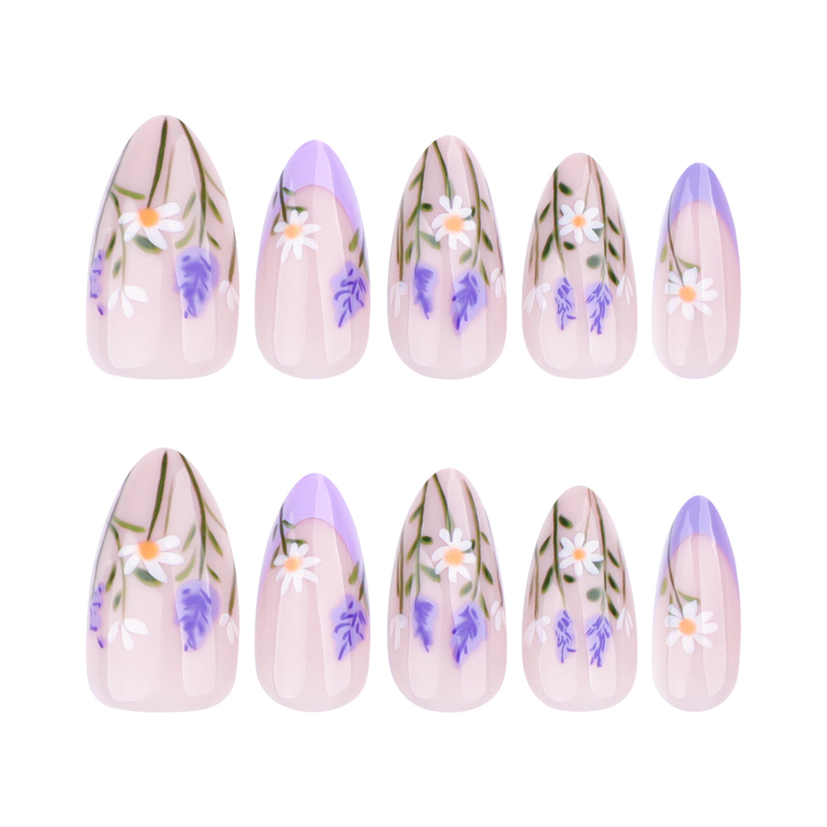 Kunstvolle Nagelkunst mit zarten Blumenverzierungen Brehn