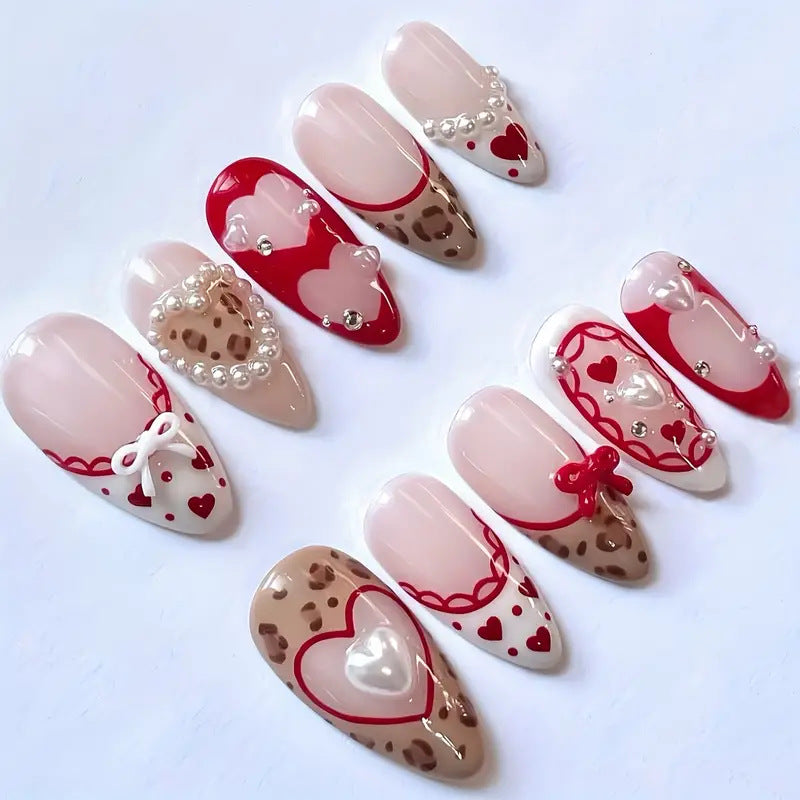 Romantische Herz-Themen Press-On Nagelkunst Brehn