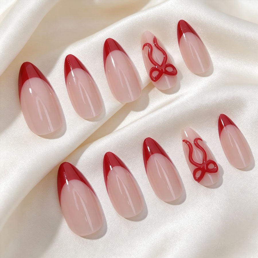 Kunstnagelset mit elegantem Motiv und Glitzerakzenten Brehn