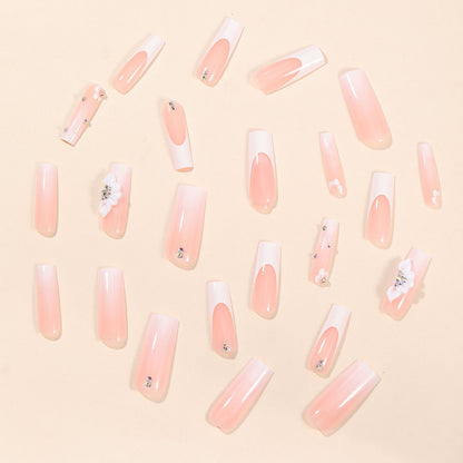 Elegante florale Acryl-Nagelverlängerungen Brehn