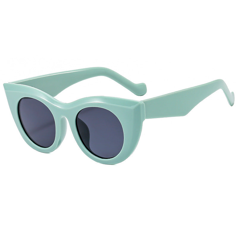 Damen Cat-Eye Sonnenbrille mit transparentem Rahmen und polarisierten Gläsern Brehn
