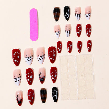 Kreative Charakter Nagelkunst Brehn