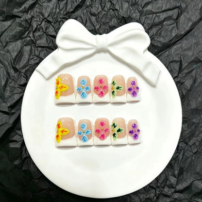 Dekoratives Floral Press-On Nail Art Set  1791773161