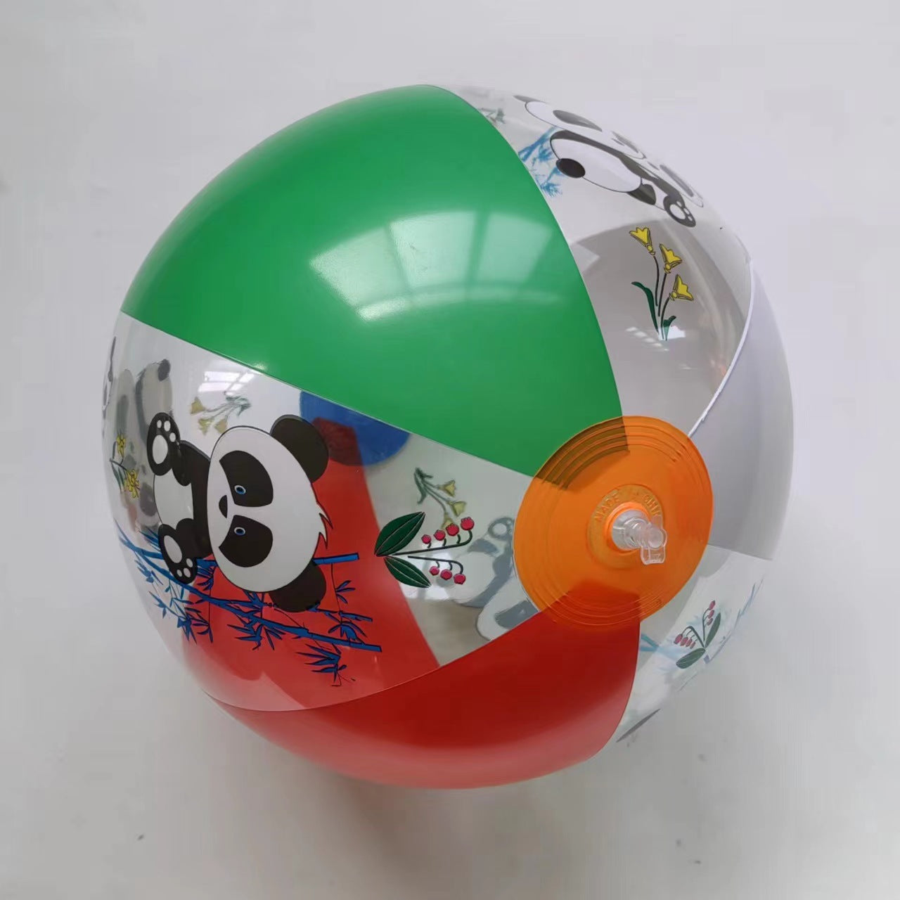 Damen aufblasbarer Spielball mit fröhlichen Panda-Motiven von Brehn