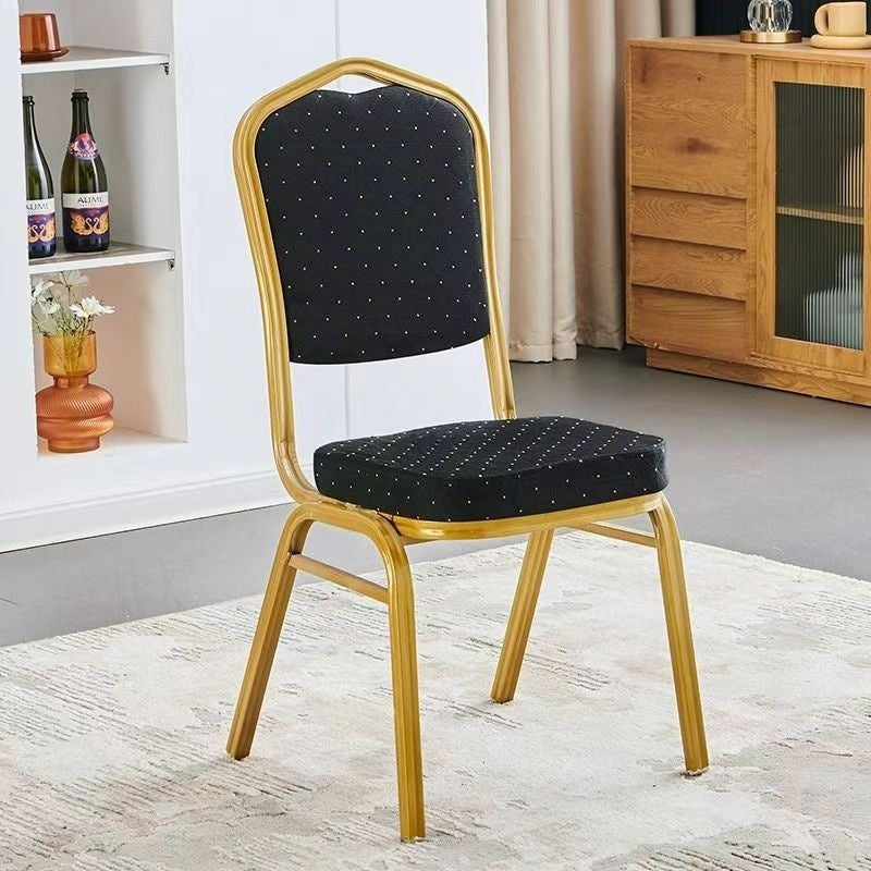Eleganter gepolsterter Essstuhl mit goldenen Rahmen Brehn