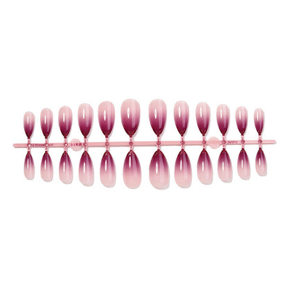Kunstnagelset mit eleganten ombre Farbverläufen Brehn