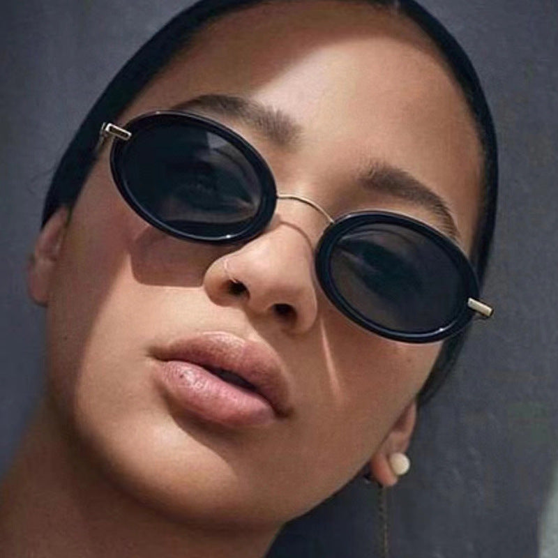 Damen modische Sonnenbrille im eleganten Ovaldesign Brehn