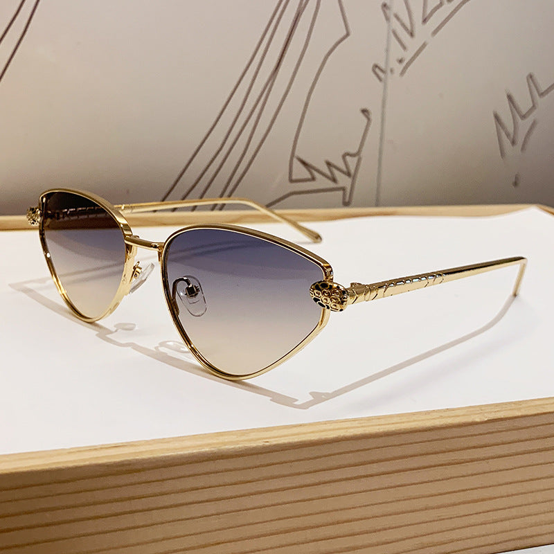 Damen Designer-Sonnenbrille mit schickem Cat-Eye-Design und luxuriösem Rahmen Brehn
