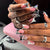 Glamouröse mit Rhinestones verzierte Presse-on-Nagel-Set Brehn