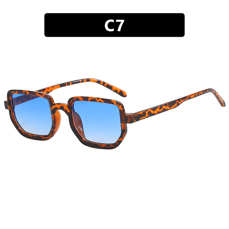 Damen geometrische Sonnenbrille mit modischem Rahmen und schützenden Gläsern Brehn