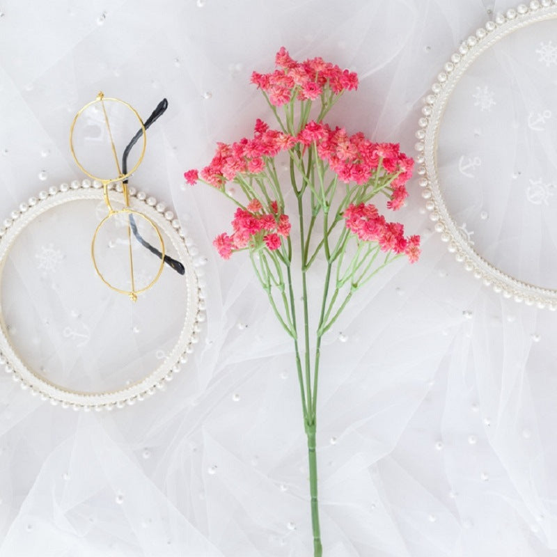 Lebensechtes Gypsophila Blumenbouquet