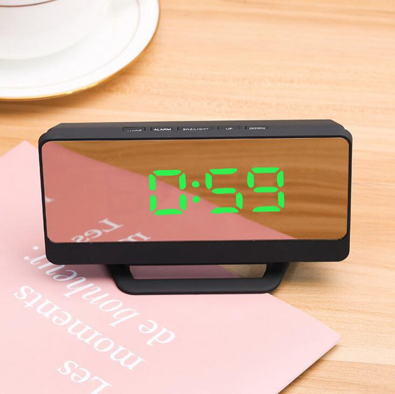Digitaler Alarmwecker mit Spiegel-Display und Snooze-Funktion Brehn