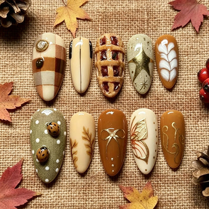 Herbst-inspirierte dekorative Press-On Nagelkunst Brehn