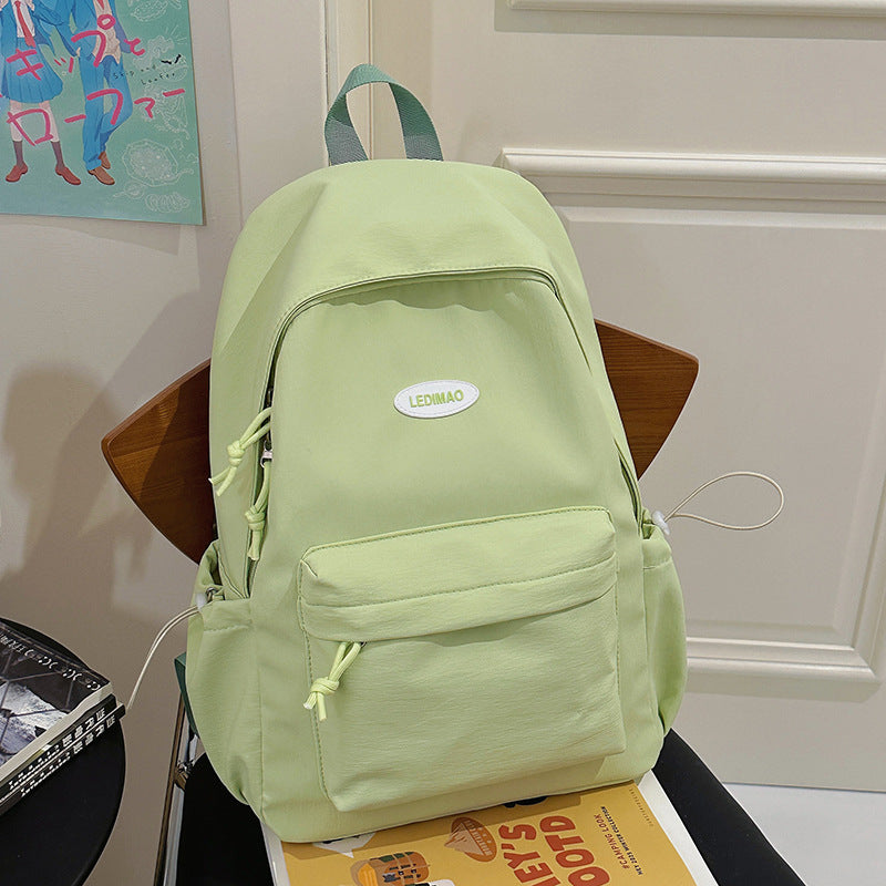 Leichter lässiger Schulrucksack