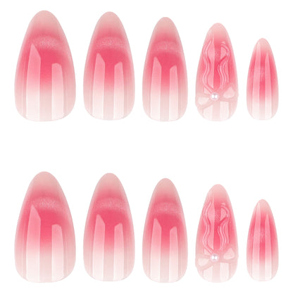 Kunstvolle Stiletto-Nägel mit eleganter French-Spitze und floralem Design Brehn