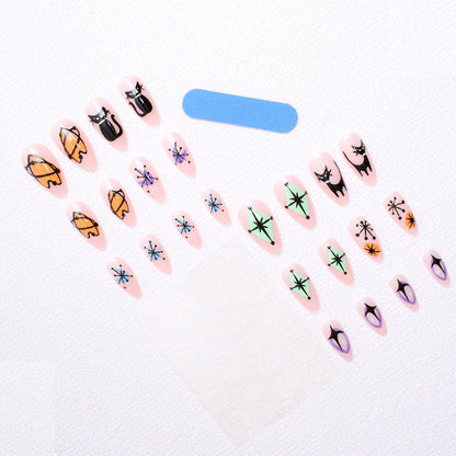 Kunstnagelset mit künstlerischen Halloween-Motiven Brehn