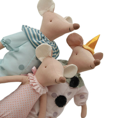 Weiche Leinen Lange Beinhase Plüschpuppe mit besticktem Overall
