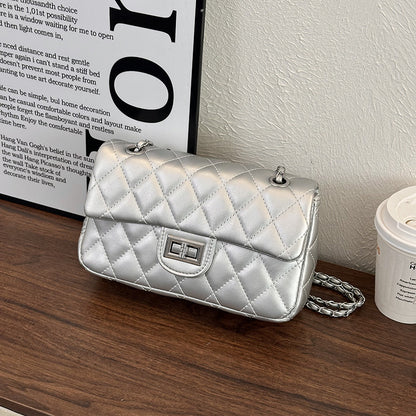 Gequiltete Kettenriemen Abendclutch Tasche