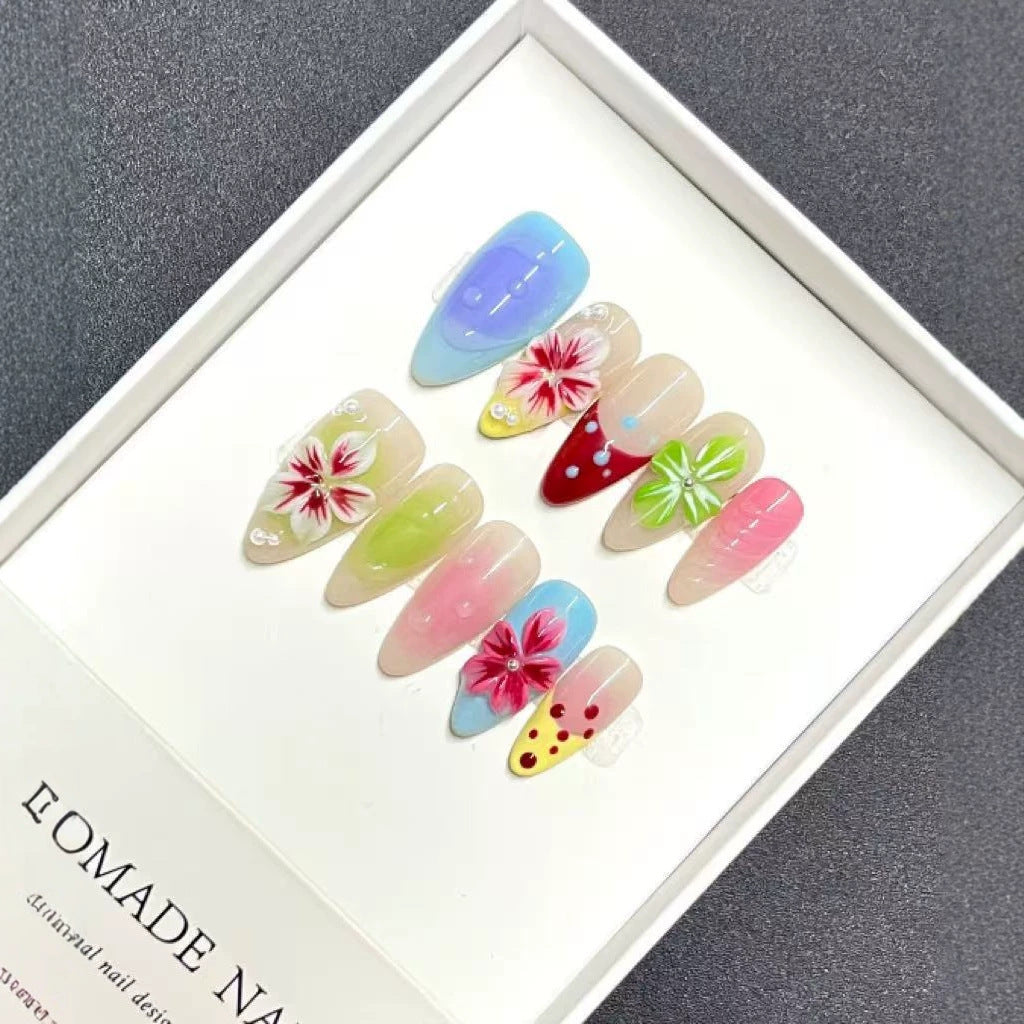 Künstlerisches florales Gradient Press-On Nagelset Brehn