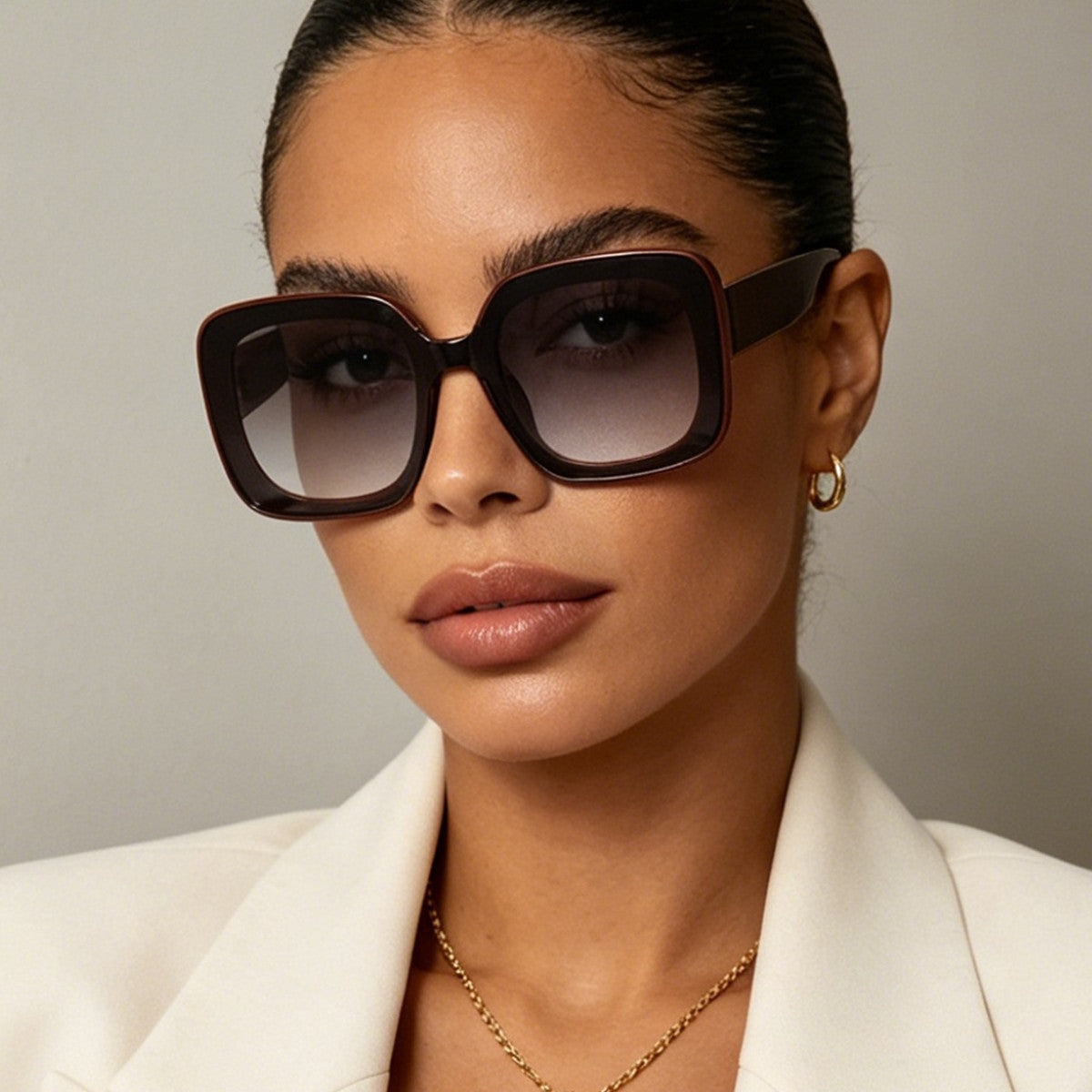 Damen quadratische Sonnenbrille mit innovativem transparenter Rahmendesign Brehn