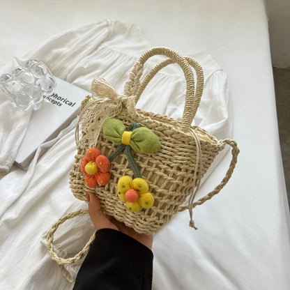 Handgefertigte gehäkelte Schultertasche