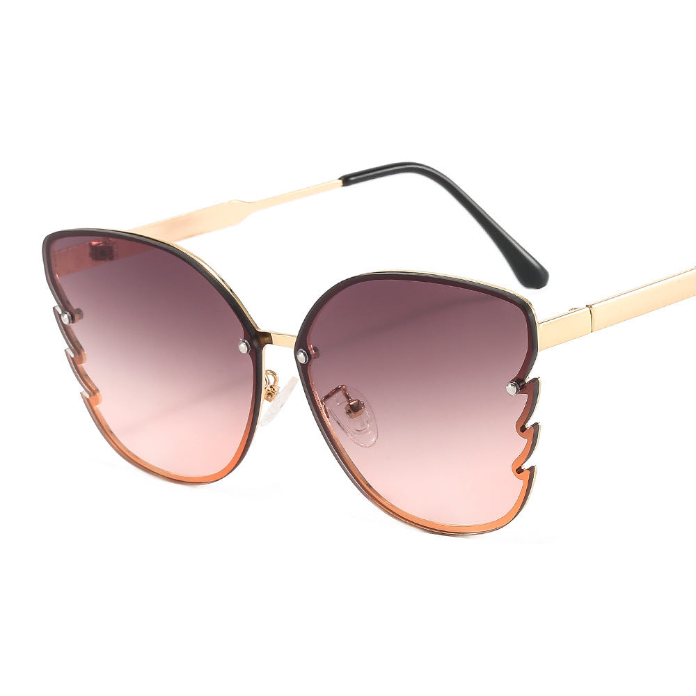 Damen statement Sonnenbrille mit einzigartigem Design und farbverlaufenden Gläsern Brehn