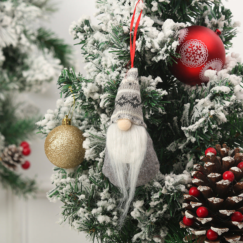 Niedliche Weihnachtsbaumdekoration im Gnom-Design Brehn