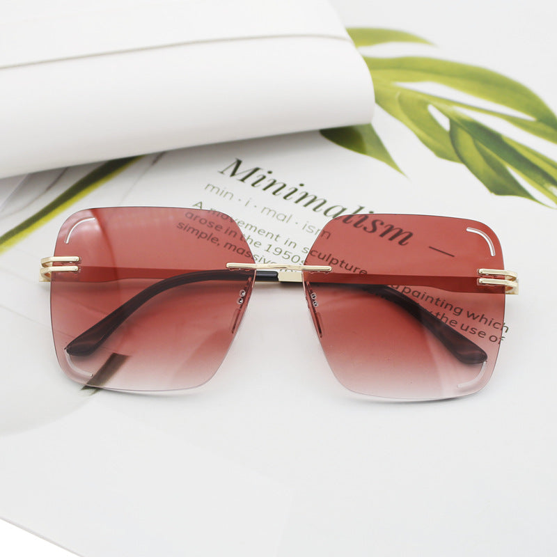 Damen quadratische Sonnenbrille mit verziertem Metalldetail Brehn