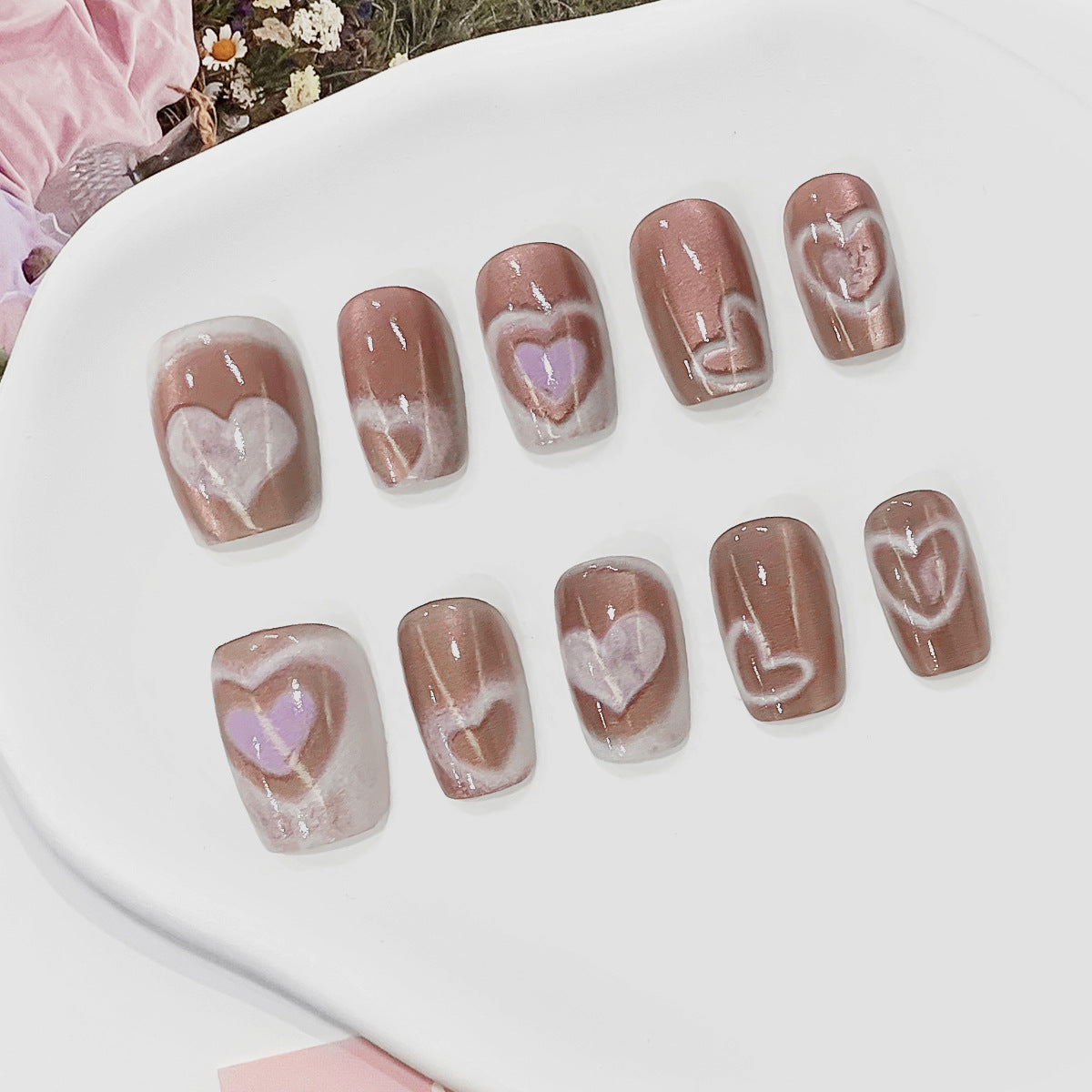 Künstliche Nagelspitzen im Herz-Design Brehn