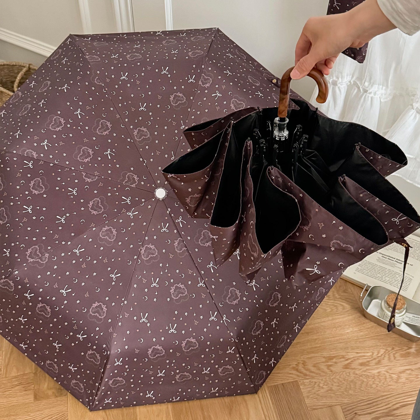 Damen Faltregenschirm mit elegantem Anhängerdesign Brehn