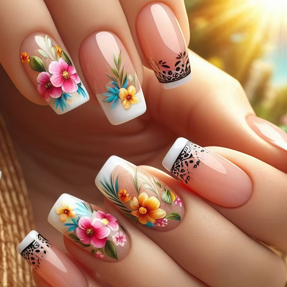 Exquisite Kunstnägel mit floralen Mustern Brehn