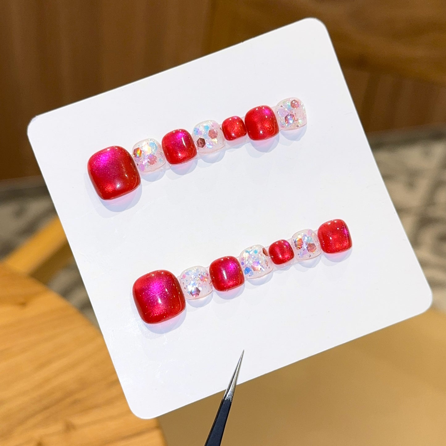 Kunstnägel mit Funkelnden Akzenten und Glitzerndem Design Brehn
